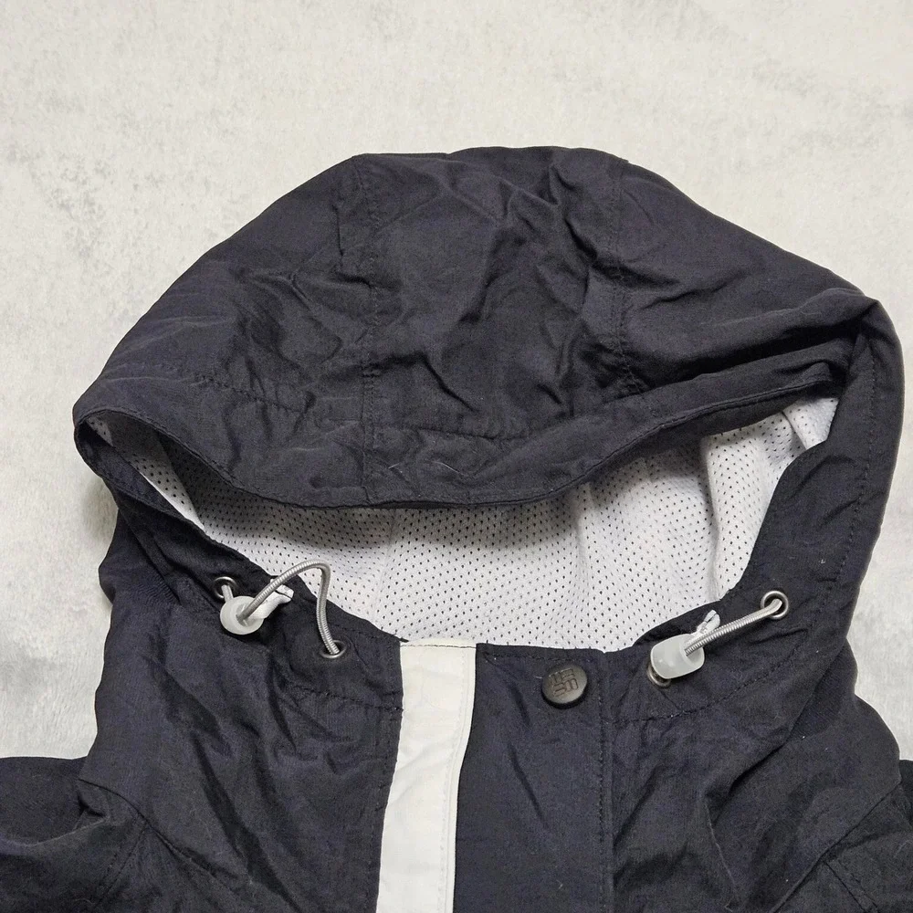 Columbia Sportswear Company please look